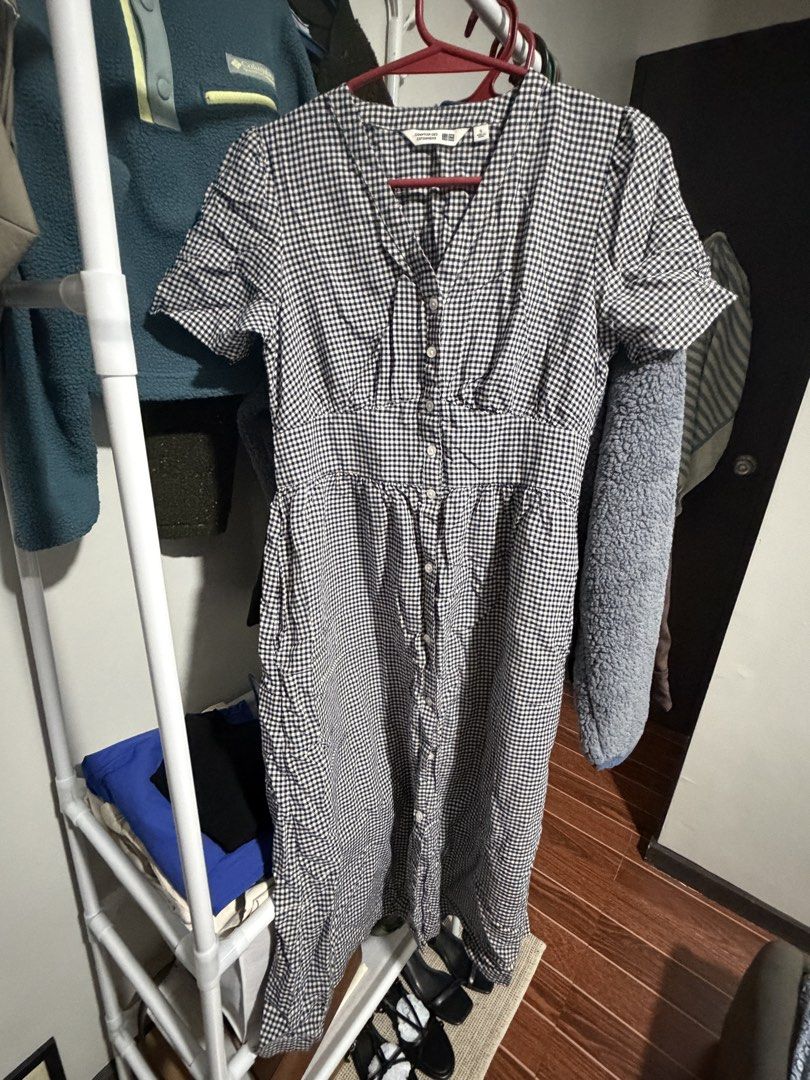 Uniqlo Gingham Dress (Category: Dresses) located in Tarlac. Submitted by shopaholic924 (Listing ID 1461573041, Image 1). Description: No flaws used only once.