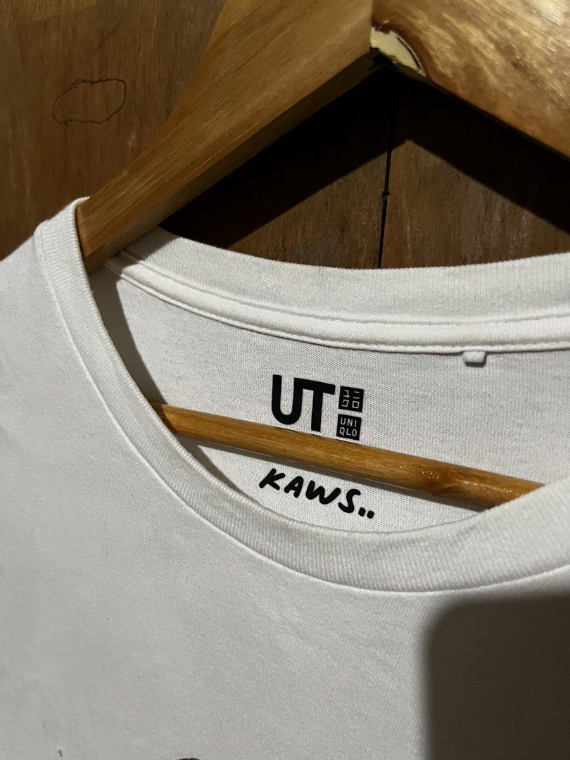 Uniqlo kaws (Category: Formal Shirts) located in San Jose. Submitted by thriftfindsarchive (Listing ID 1461679488, Image 3). Description: -Size M Fit on L -Width’ 19 -Length’ 27 -single stitch all over -No issue -as new condition -9/10 color rate -fave ✨.