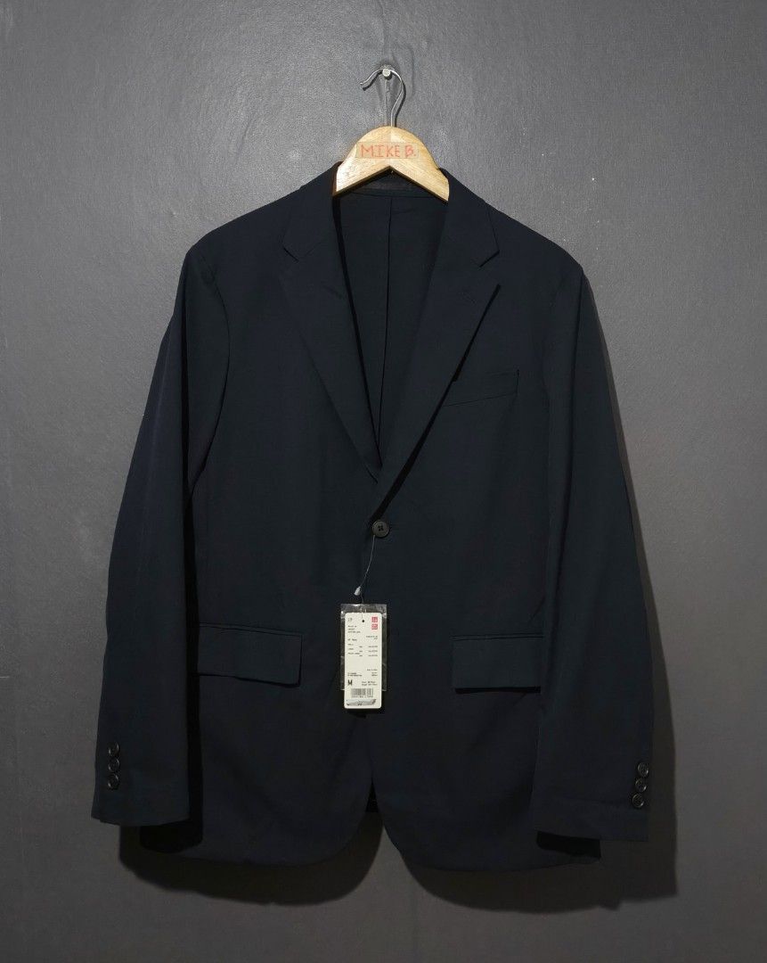📍Uniqlo Miracle Air Jacket (Cotton Like) (Category: Coats, Jackets and Outerwear) located in Antipolo. Submitted by simplehans (Listing ID 1461629536, Image 2). Description: ‎📍Uniqlo Miracle Air Jacket (Cotton Like) ‎Size Medium (Navy) ‎Width- 19.5 ‎Length- 28.5 ‎BRAND NEW ‎DIRECT MESSAGE IF INTERESTED.