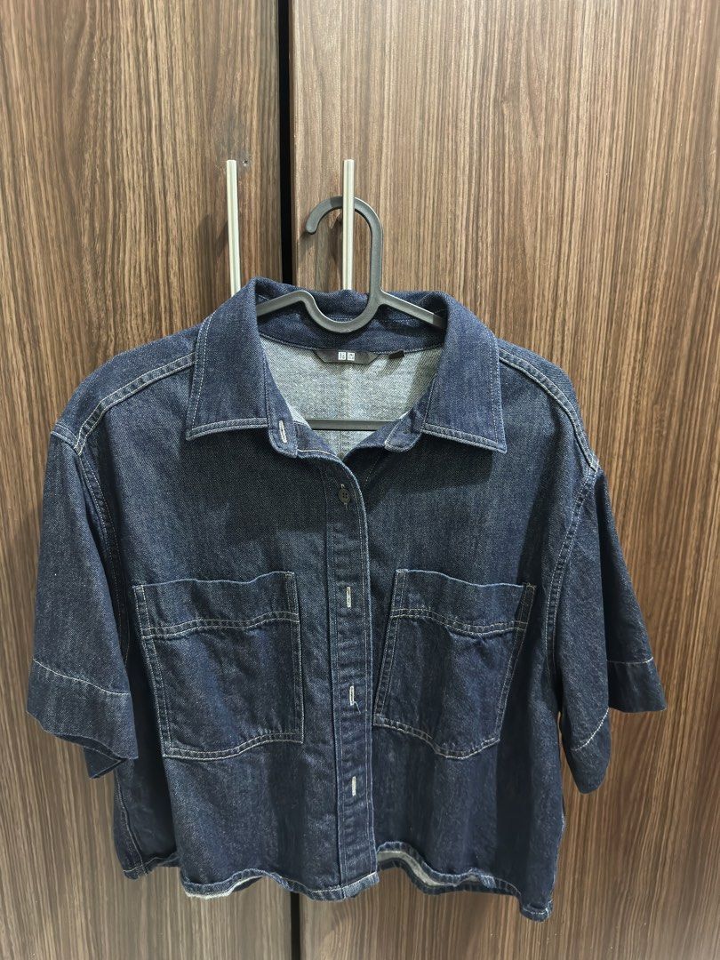 Uniqlo Navy Blue Denim Button down (Category: Shirts) located in Manila. Submitted by declutterwme_jj (Listing ID 1461728085, Image 1). Description: .