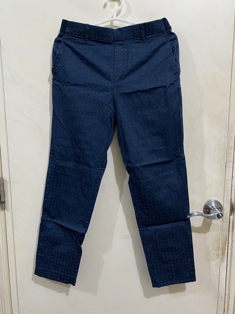 Uniqlo Navy Blue Patterned Trouser Pants (Category: Other Bottoms) located in Taguig. Submitted by maly01_ (Listing ID 1461564851, Image 1). Description: dm for inquiries :).