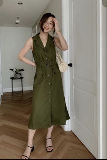 (Category: ) located in . Submitted by rare_closet_finds (Listing ID 1461719520, Image 1). Description: .