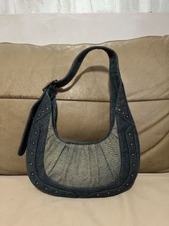 (Category: ) located in . Submitted by jupreloved_ (Listing ID 1461587099, Image 1). Description: .