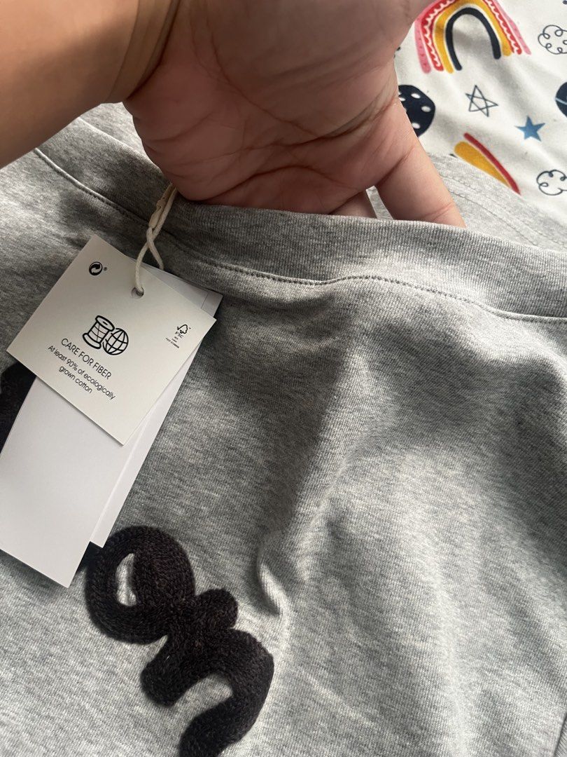VALEN BKK MAISON ONESIDED SHIRT (Category: Blouses) located in Batangas. Submitted by mthrifts. (Listing ID 1461562945, Image 3). Description: Best fit MEDIUM-upto semi XL kasya pa to 🥹 since stretchy sya, and malaki ang sizing super COTTON ang tela. .