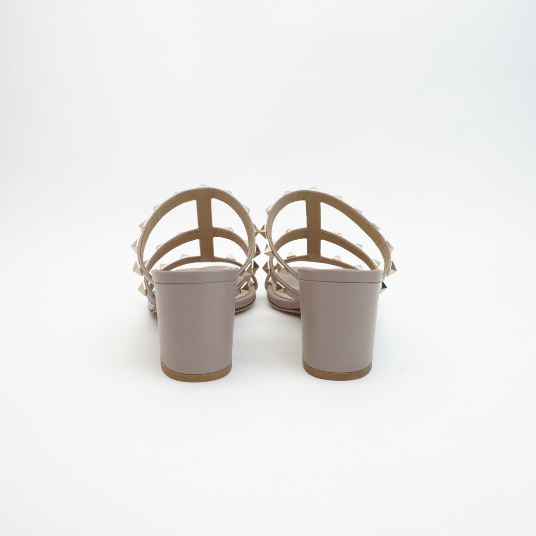 Valentino Poudre Rockstud Slide Sandal (Category: Sneakers & Footwear) located in Taguig. Submitted by dluxenest (Listing ID 1461630233, Image 3). Description: Last price posted Inclusion: box, dust bag You may follow us on IG : dluxenest FB : Dragons Luxe Nest.