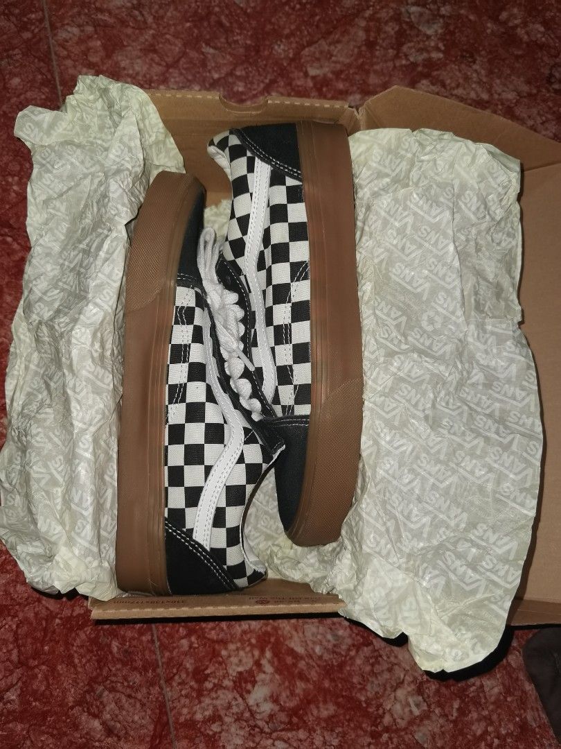 Vans (Category: Shoe inserts & accessories) located in Caloocan City. Submitted by cooldudeszion (Listing ID 1461729409, Image 3). Description: Vans Old school primary checkerboard Black White Gumsole Fat lace Original Sneakers... Brand new condition Size 8 - 8.5 What you see is what you get North caloocan Brgy 176 09325825702 #TnxAdminGodbless.