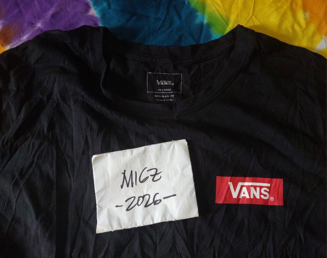 Vans Box Logo (Mens) (Category: Tshirts & Polo Shirts ) located in Davao. Submitted by juanmigz.ph (Listing ID 1461616226, Image 2). Description: Vans Box Logo (Mens) Excellent ✅️ size: XXLarge "22.5 W x 30 L" *fit as XL dimension* Php 550.00 PM for more Inquiry 😁....