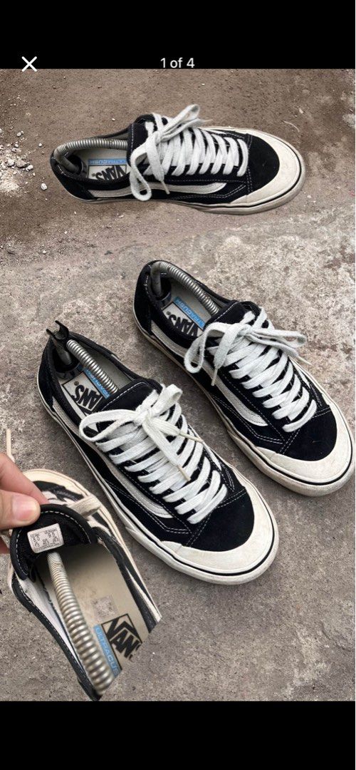 Vans Decon Style (Category: Sneakers) located in Manila. Submitted by jwmll (Listing ID 1461748170, Image 2). Description: Good Condition!!!!.
