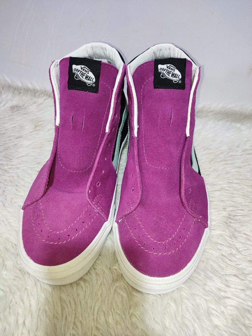 Vans Sneakers (Category: Sneakers) located in Mangaldan. Submitted by pdps.88 (Listing ID 1461569611, Image 1). Description: brandnew nwawala po ung shoe laces no box pm for inquiries.