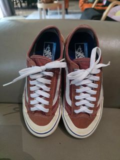 (Category: ) located in . Submitted by fine_closet83 (Listing ID 1461692375, Image 1). Description: .