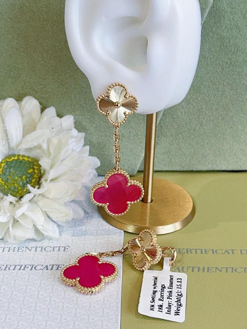 vca earring dangling 18k gold hk setting (Category: Earrings) located in Manila. Submitted by primejewelry (Listing ID 1461564927, Image 3). Description: .