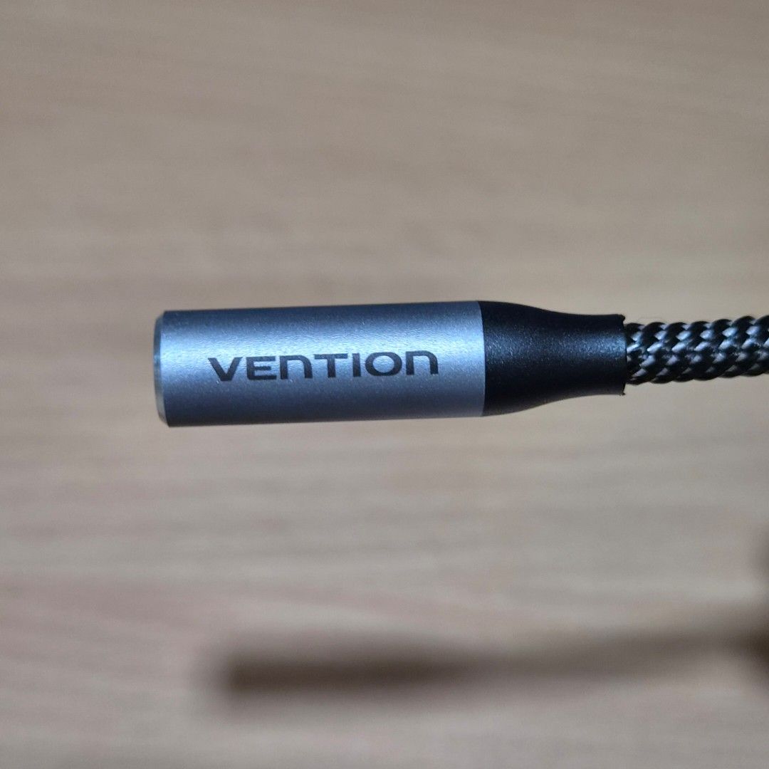 Vention 3.5mm to Type C DAC Cable (Category: Earphones) located in Quezon City. Submitted by senpafl (Listing ID 1461602628, Image 3). Description: Original Vention 3.5mm to Type C DAC cable. 99 pesos. Works with 3.5mm earphone jacks to Type C only phones. Used for 2 weeks. Cloth-braid as seen in photos. Minimal and natural wear only and does not affect function. Loc: QC / Cavite (please dm first) Rfs: Bought a dedicated cable for my IEMs..