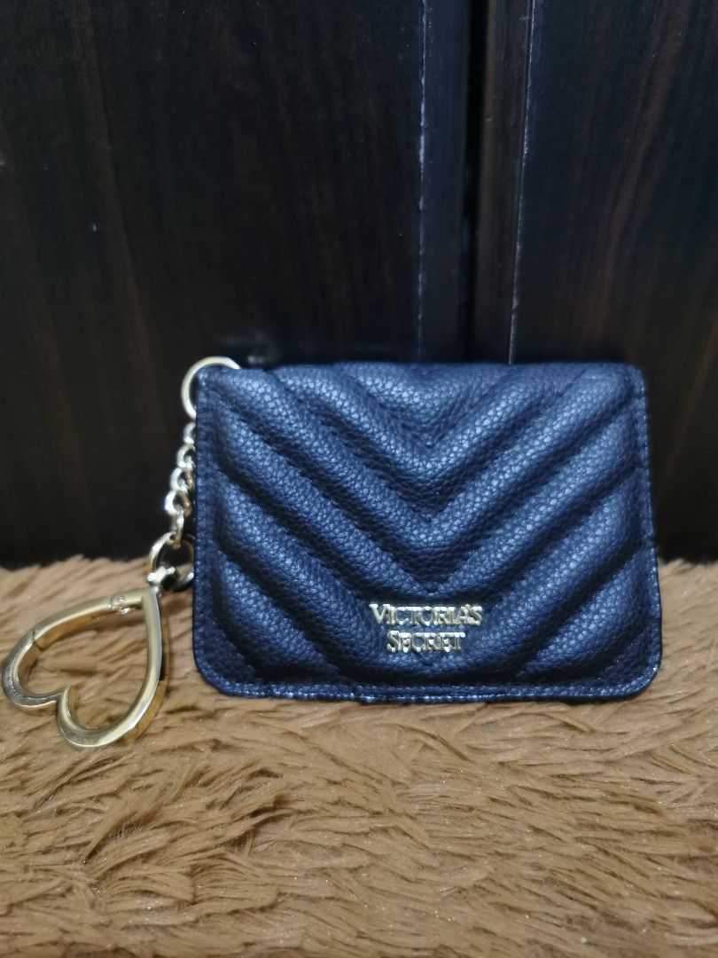 Victoria Secret Card Holder (Category: Wallets & Card holders) located in Aringay. Submitted by ycels_purselove (Listing ID 1461734417, Image 1). Description: Victoria Secret Card Holder Condition: Like new *never been used.