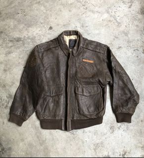 (Category: ) located in . Submitted by roycecloset (Listing ID 1461679179, Image 1). Description: .