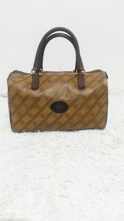 (Category: ) located in . Submitted by secondchances.thriftsh8p (Listing ID 1461758897, Image 1). Description: .