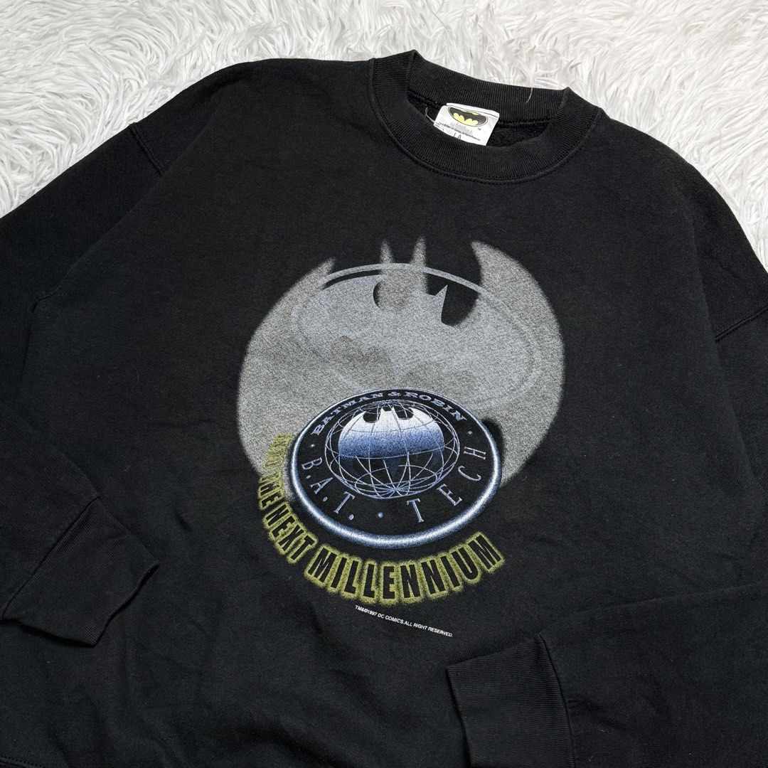 Vintage Batman DC comics (Category: Coats, Jackets and Outerwear) located in Baguio. Submitted by sellingtonshop (Listing ID 1461581984, Image 2). Description: r12. vintage 1997 Batman and Robin sweatshirt by DC Comics Size: L Dimes: 27*24 Condition: very good color rate: 9/10 Issue: lints Mine: 780 Steal: 880 Grab: 980.