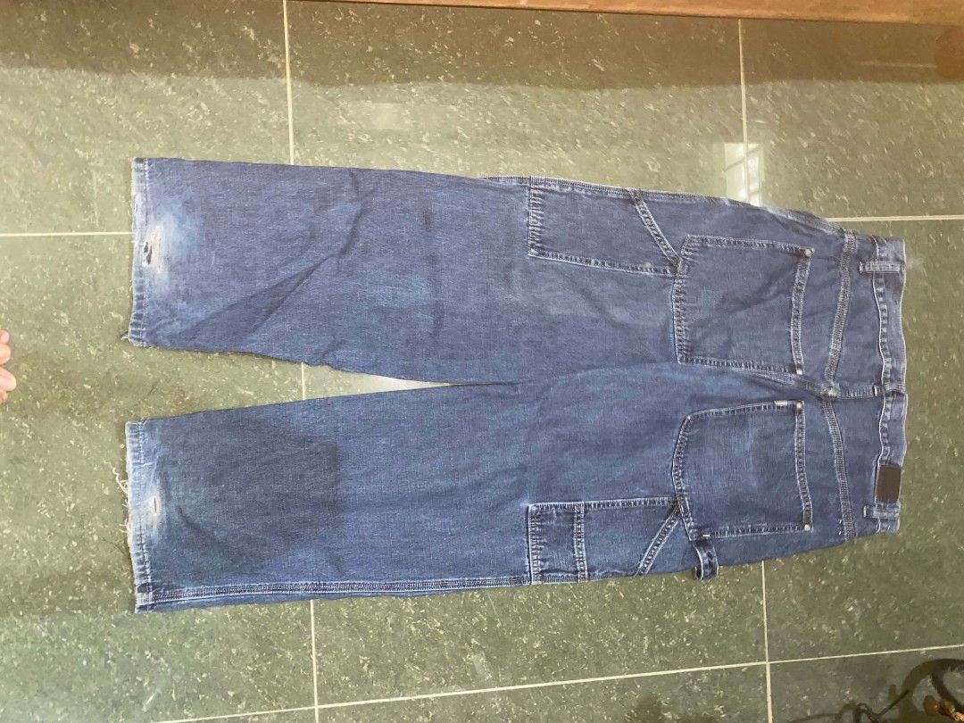 Vintage Blue Levi's Silvertab Carpenter Pants (Category: Jeans) located in Tuguegarao City. Submitted by tylerthecollector (Listing ID 1461659962, Image 2). Description: Dimes: Length 42 Waist 32 Thigh 14 Hem 10 issues: Repaired Hem bites.