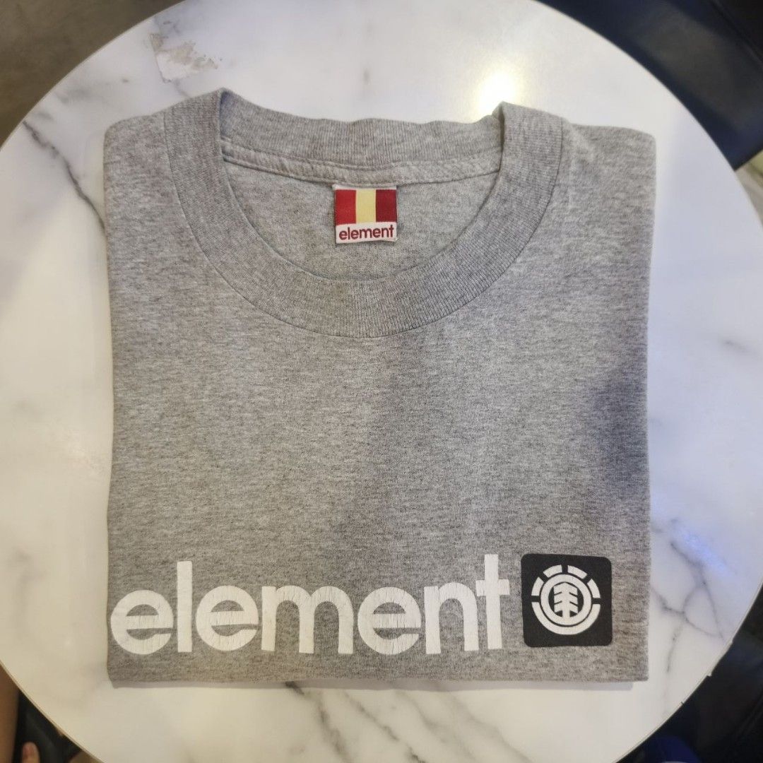 Vintage Element Skateboards Shirt (Category: Tshirts & Polo Shirts ) located in Marikina City. Submitted by rvrctt (Listing ID 1461767765, Image 1). Description: Vintage Element Skateboards ( Spellout Logo ) 23 x 30 Issue : Hairlines Loc: Marikina Payment first.