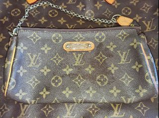 (Category: ) located in . Submitted by shoptokyothrift (Listing ID 1461604804, Image 1). Description: .