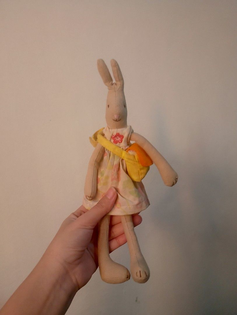 Vintage Maileg Bunny (Category: Plushies & Soft Toys) located in Cavite. Submitted by aacollect.ph (Listing ID 1461794883, Image 1). Description: .