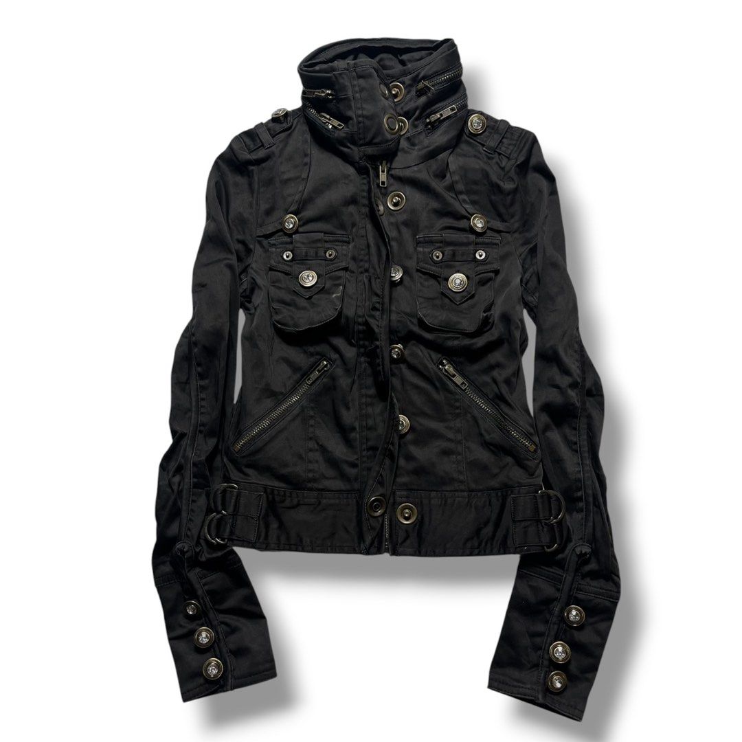 Vintage military jacket (Category: Coats, Jackets and Outerwear) located in Batangas. Submitted by glamourartifacts.archive (Listing ID 1461783959, Image 1). Description: Ganji qu'il Veut que la femme vintage jacket * Details: -Flaw: None -Condition: Good -Color Rate (10/10): 7 * Dimensions(in): Length - 18 Width - 13 Sleeve length - 27 * Price: ₱3000 / $48 + shipping fee **Shipping rates may vary based on the shipping destination** Reminder: All