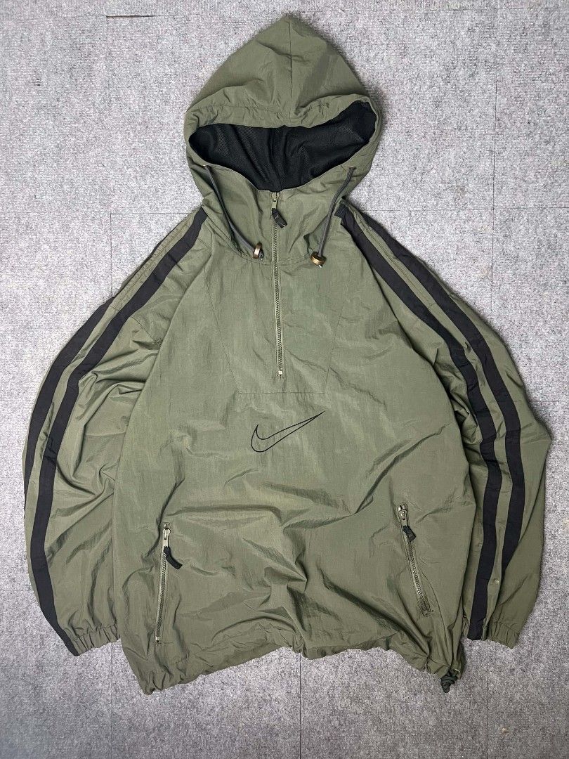 Vintage Nike 1990s Windbreaker (Category: Coats, Jackets and Outerwear) located in Rizal. Submitted by igthrift6days (Listing ID 1461796068, Image 1). Description: Dimes: 27x30 Size: L on tag best fit XL-2XL Condition: 9/10 Color rate: 10/10 Issue. Paint stain & small pinhole 📍Montalban Rizal 💳 PAYMENT Method ​Direct Transfer: GCash / Maya / MariBank ​🚚 SHIPPING & DELIVERY ​J&T Express: ₱85 – ₱165 shipping fee (varies by location/weight) Expre
