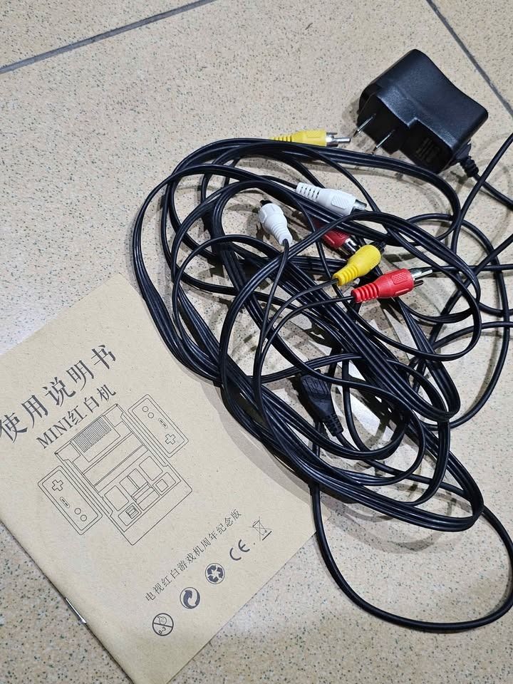 Vintage Nintendo Family Computer (Category: Nintendo) located in Makati City. Submitted by luckymoonshop (Listing ID 1461675260, Image 2). Description: .