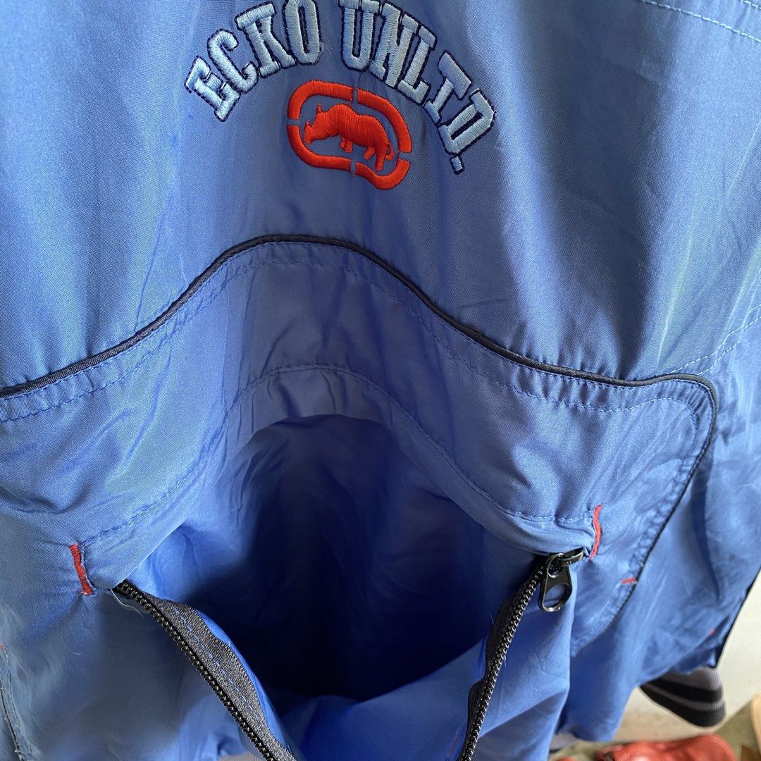 Vintage y2k Ecko Unlimited Kangaroo Windbreaker (Category: Coats, Jackets and Outerwear) located in Davao. Submitted by bangers01 (Listing ID 1461724615, Image 3). Description: .