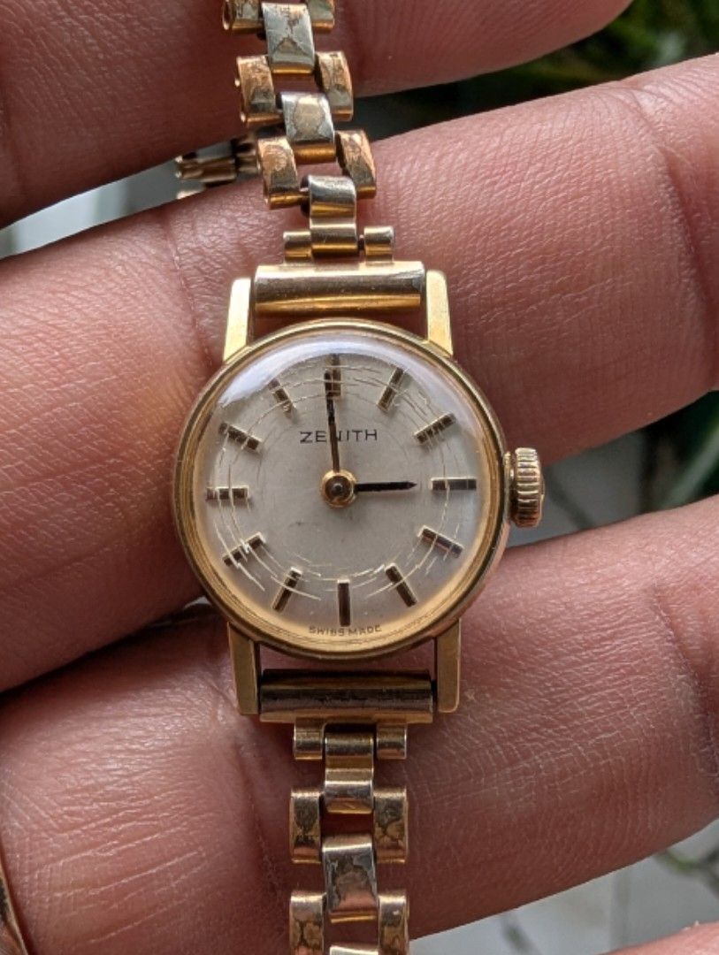 Vintage Zenith Ladies Watch (Category: Women's Watches) located in Makati City. Submitted by greatbuysmnl (Listing ID 1461616549, Image 1). Description: Vintage Zenith ladies watch 60's to mid 70's model Elegant gold-toned bracelet Classic, minimalist dial Swiss Made in good working condition, .