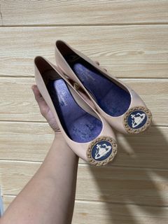 (Category: ) located in . Submitted by selected.kicks (Listing ID 1460515618, Image 1). Description: .