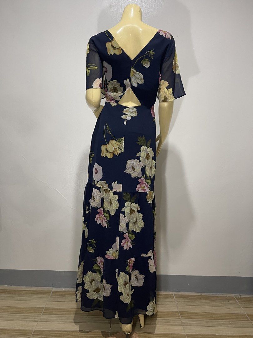 Warehouse maxi dress (Category: Dresses) located in Antipolo. Submitted by sarisarionlinestore (Listing ID 1461698599, Image 3). Description: .