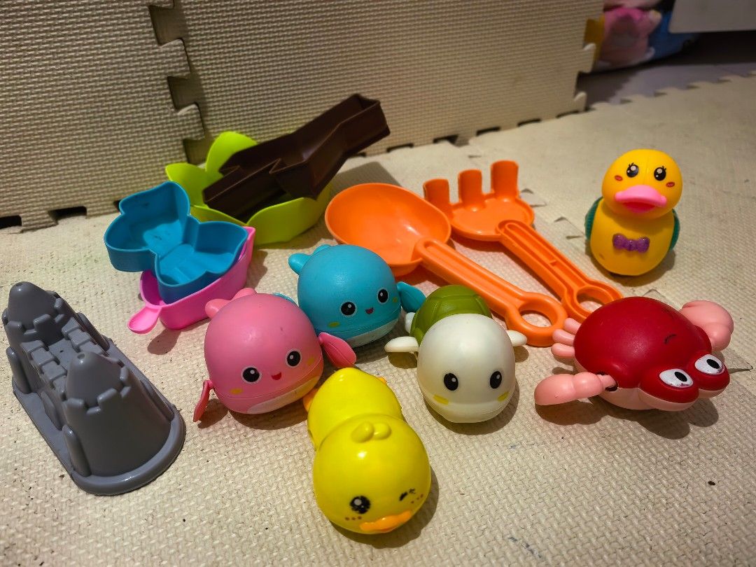 Water/Beach Toys Bundle (Category: Infant Playtime) located in Cabanatuan. Submitted by saffy17 (Listing ID 1461585881, Image 1). Description: Selling a bundle of baby toys. a set of water/beach toys. Great for little ones to play with. Let me know if you have any questions..
