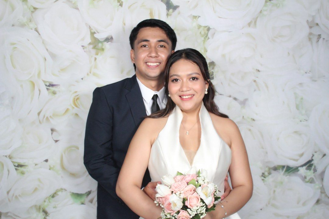 Wedding gown for sale (Category: Evening dresses & gowns) located in Manila. Submitted by suizaabeg37288 (Listing ID 1461589657, Image 3). Description: .