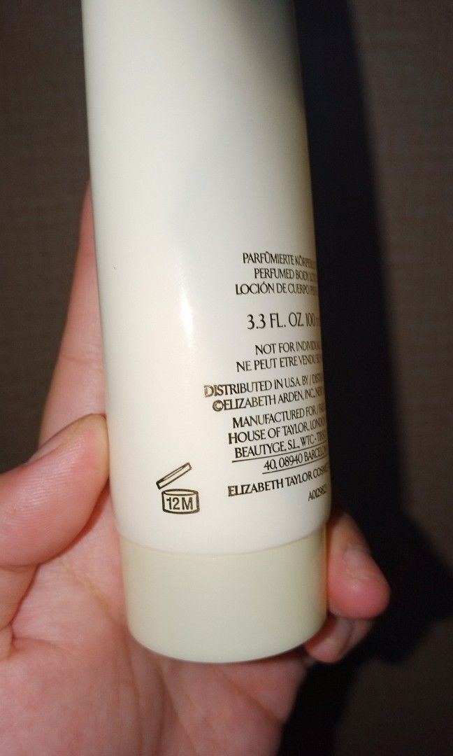 White Diamonds Perfume Lotion By: Elizabeth Taylor (Category: Ear Care) located in Caloocan City. Submitted by kcarielle_ (Listing ID 1461636929, Image 3). Description: No box, Padala from US 🇺🇸 RFS: Decluttering.