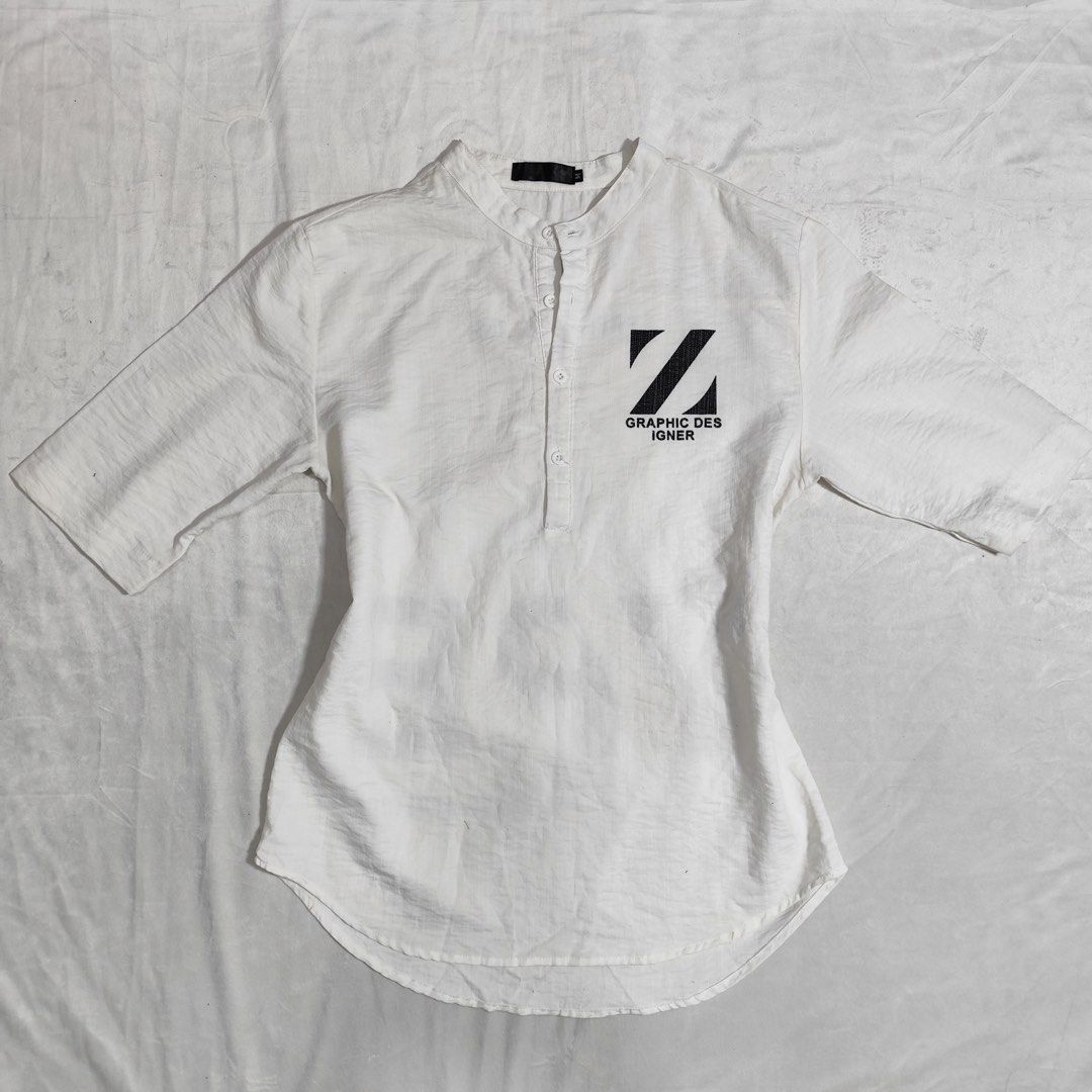WHITE LINEN STYLE GRAPHIC TUNIC (Category: Blouses) located in Davao. Submitted by withloveshai_ (Listing ID 1461713434, Image 1). Description: .