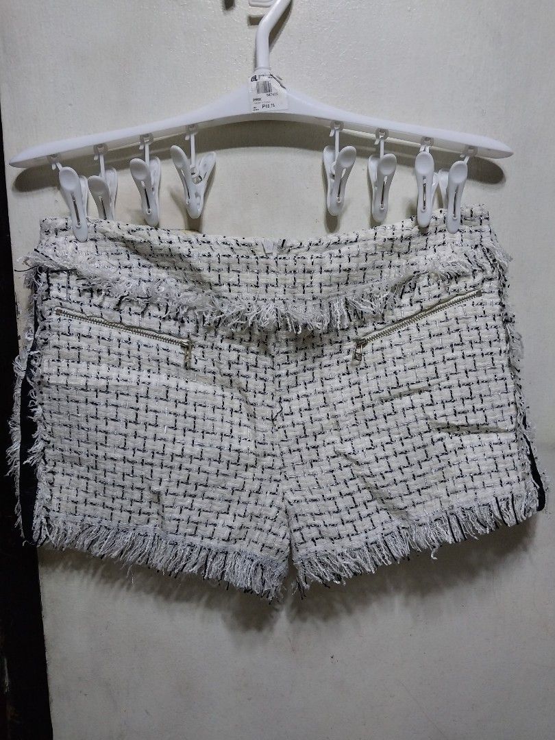 White Tweed Fringed Short (Category: Skirts) located in Manila. Submitted by PrinceDani.Clothing (Listing ID 1461641345, Image 2). Description: white tweed short size 31-32in width 11in length excellent condition .
