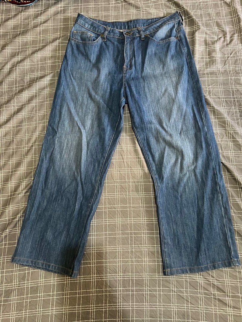 WRANCO JEANS (Category: Jeans) located in Valenzuela. Submitted by ppau.j (Listing ID 1461633971, Image 1). Description: Women's jeans - 33 in waist line.