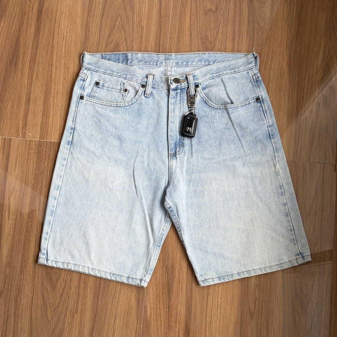 Wrangler Light Blue Denim Jorts (Category: Shorts) located in Quezon City. Submitted by oneselect_ (Listing ID 1461622824, Image 2). Description: Wrangler Light Blue Denim Jorts Good condition Dimensions: 32” | 21” | 10.5” ₱700 only 📍SJDM, Bulacan.