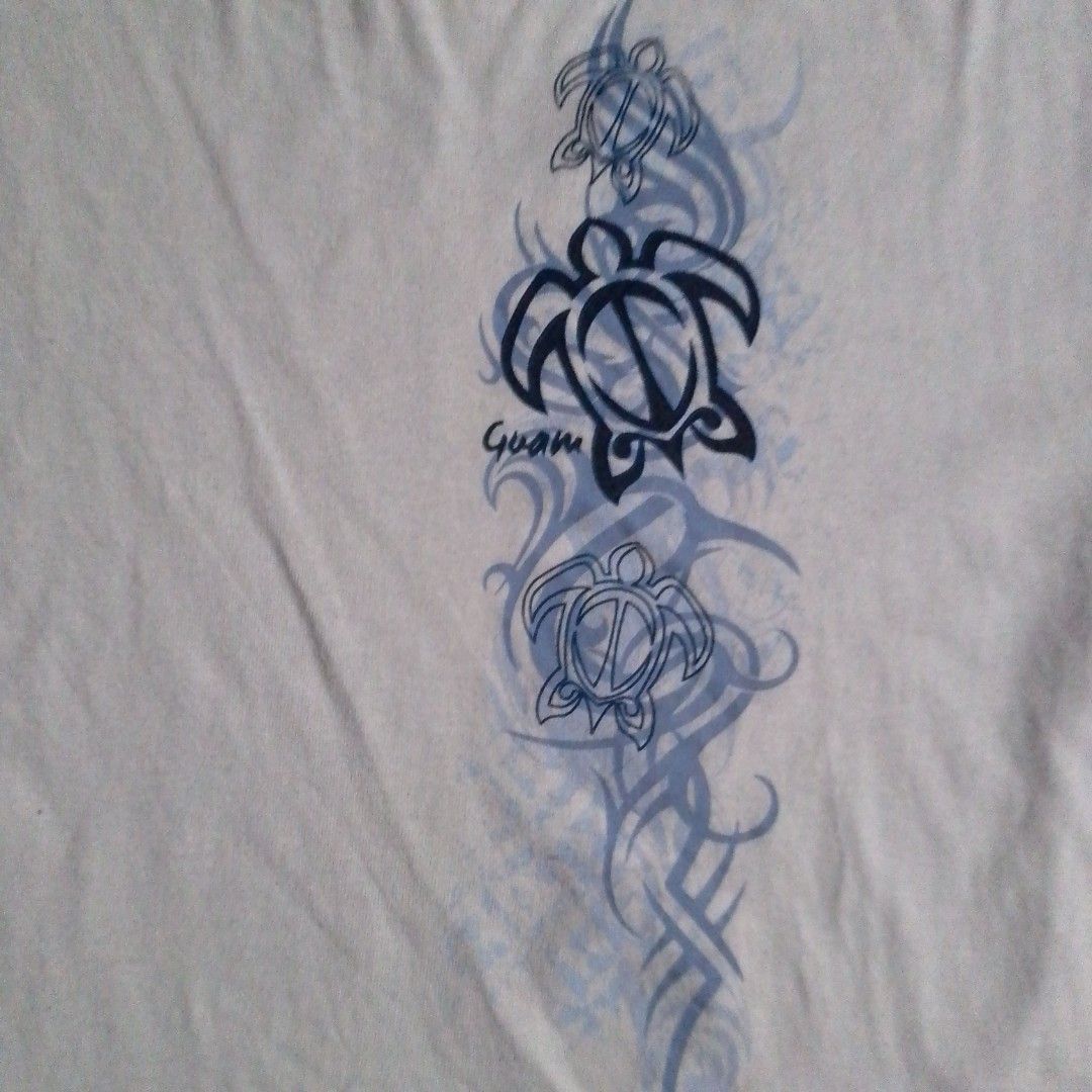 Y2K SurfVibes Tee Guam Turtle Muscle tee (Category: Tshirts & Polo Shirts ) located in Manila. Submitted by swaggygraments (Listing ID 1461720011, Image 2). Description: DM FOR MORE INFO.