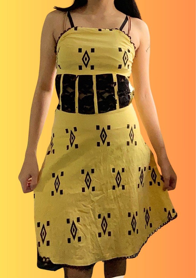 Yellow and Black Dress (Category: Dresses) located in Alfonso. Submitted by glenngarcia03 (Listing ID 1461779892, Image 2). Description: pls see the issue on the last pics.