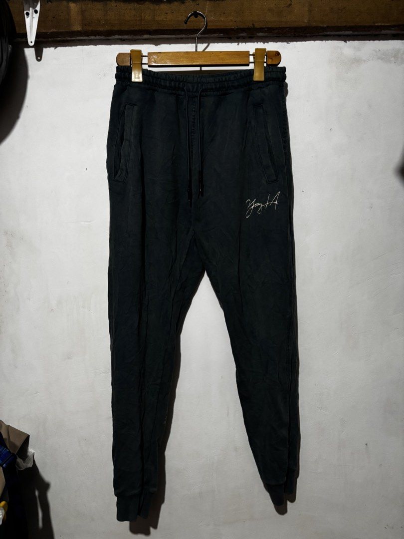 Young LA Joggers Pants (Category: Joggers) located in Subic. Submitted by thriftpoison (Listing ID 1461562390, Image 1). Description: - 'Young LA' logo on the front - Small back pocket with logo - Printed text on lower leg - Elastic waistband with drawstring - Ribbed cuffs - Large - Waist 32-36 Length 38.