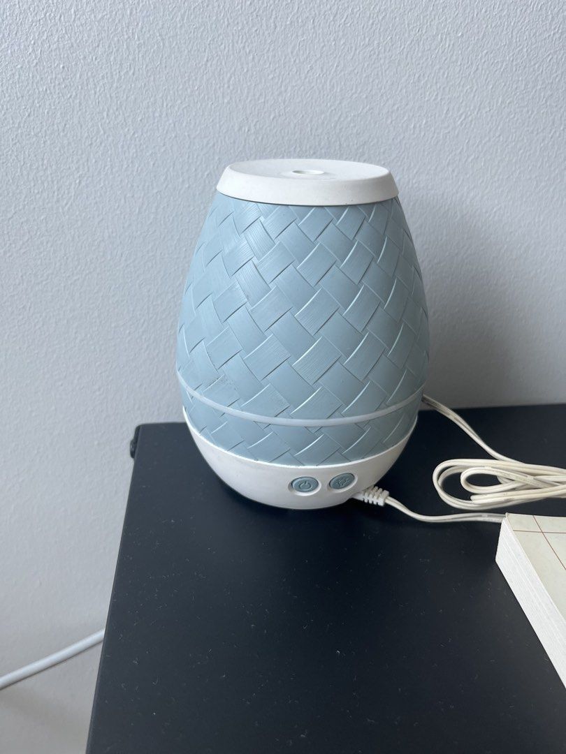 Young Living Sweet Aroma Essential Oil Diffuser (Category: Home Fragrance) located in Manila. Submitted by r.ruth (Listing ID 1461585454, Image 1). Description: - Compact and portable, ideal for desks or nightstands - No oil uncluded - No defect - Brand new sells at 2K+ - RFS: Decluttering - For same day delivery via Grab or Lalamove. Shipping Fee EXCLUDED..