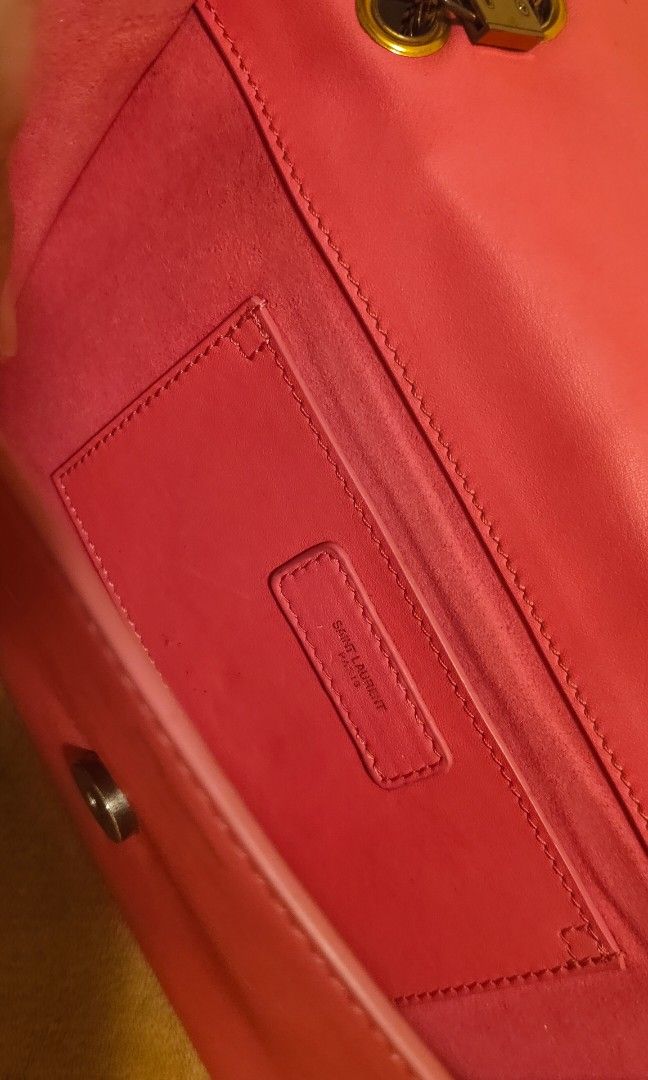 Ysl (Category: Shoulder Bags) located in Cebu City. Submitted by ayeenr (Listing ID 1461583874, Image 3). Description: guaranteed authentic.