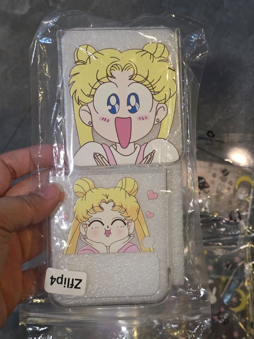 Z Flip Sailor Moon Case Set (Category: Cases & Sleeves) located in Taguig. Submitted by lovedbymicah (Listing ID 1461638295, Image 3). Description: Get all 4 for 500 *Sailor Moon *Luna-P *Galaxy with gold and holo details *Furry purple case Last price posted. No breaking of set :) 📍BGC.