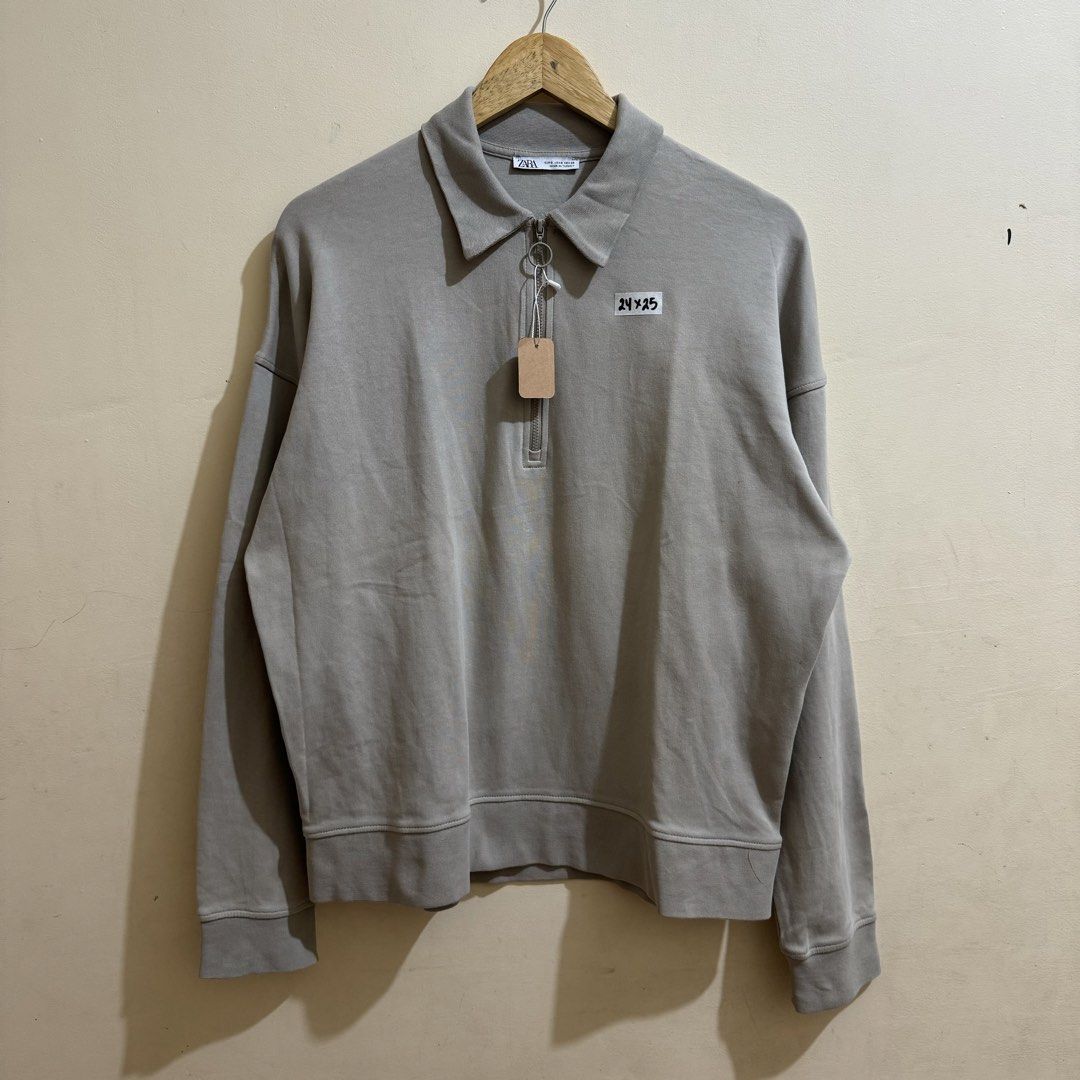 ZARA HALFZIP SWEATER (Category: Coats, Jackets and Outerwear) located in Manila. Submitted by thrifthing_121102 (Listing ID 1461748054, Image 1). Description: ZARA HALFZIP SWEATER •SIZE SMALL •WIDTH - 24” •LENGTH - 25” •EXCELLENT CONDITION •NO ISSUES ₱699 + SF ✅All items are in excellent to new condition. ✅Color may vary due to lighting. 📦J&T Express or Lalamove Shipping. 💸Gcash Payment. 📍Moonwalk, Paranaque City.
