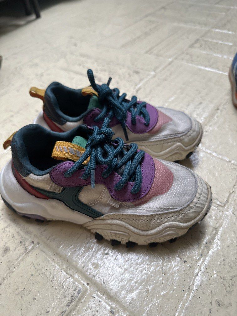 Zara Kids Rubber Shoes (Category: Babies & Kids Fashion) located in Makati City. Submitted by Pipie (Listing ID 1461775729, Image 1). Description: - Brand: Zara Kids - Type: Rubber Shoes / Sneakers - Size: EU 29 (fits approx. 4-7 years old) - Color: White with purple, teal, and pink accents - Features: Layered design, memory effect insole - Condition: 7/10 - Gender: Boys - Meetup: Mandaluyong.