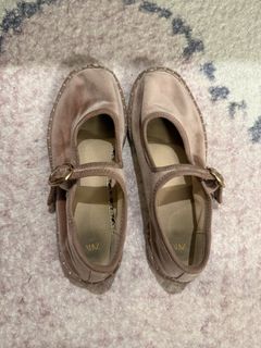(Category: ) located in . Submitted by athenachan.ac (Listing ID 1461721885, Image 1). Description: .