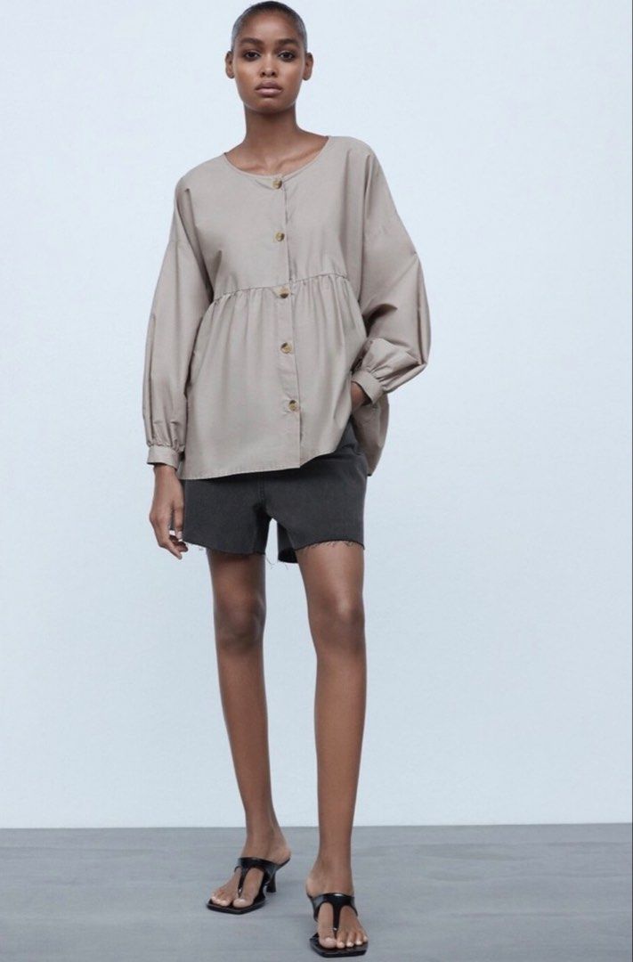 Zara Poplin Gathered Sleeve Buttondown Blouse (Category: Longsleeves) located in Naga. Submitted by tiindahunts (Listing ID 1461685232, Image 1). Description: From Hongkong box!.