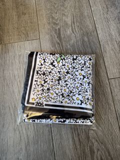 （分類：）位於 。 由 bluefufy 提交（商品編號 1461586682，圖片 1）。簡介： 。