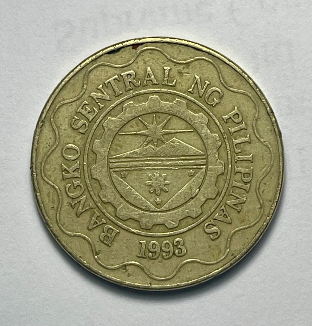 1998 Five Piso coin (Category: Currency) located in Mandaluyong City. Submitted by brightbear_6d8f63 (Listing ID 1461836333, Image 2). Description: .